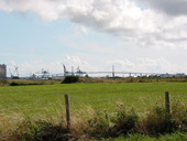 Vue sur les arrires de la zone portuaire depuis Cam