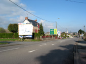 Vue sur la D171  l'entre sud de Chteaubriand