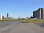 Vue sur le terminal agro-alimentaire du port de Montoir