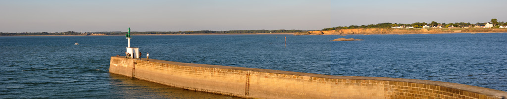 Vue sur la Baie de Pont Mah depuis la Pointe de Merquel