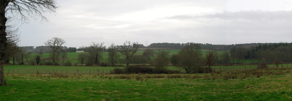 Panorama sur la vallée du Don et ses coteaux boisés