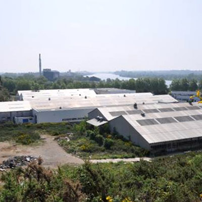 Un tissu industriel marquant les berges de Loire