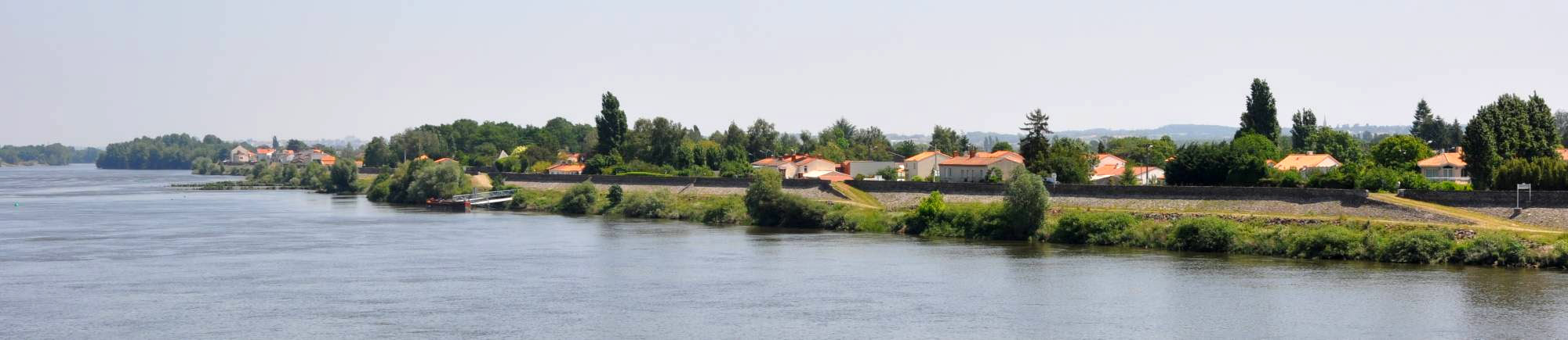 Dveloppement urbain le long de la leve de la Divatte