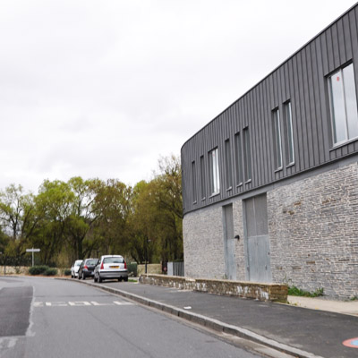 Equipements universitaires dans un cadre de verdure