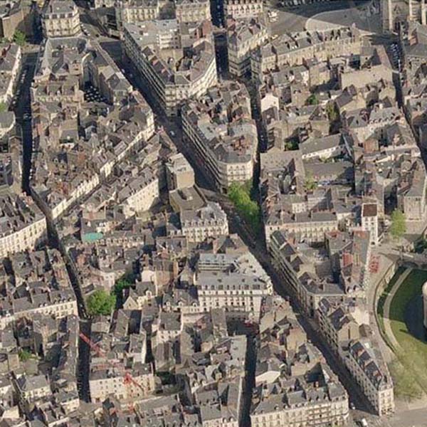 Rue de Strasbourg (Source : BING) Rue de Strasbourg (Source : BING)