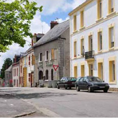 Maison Alignement de maisons de bourg typiques