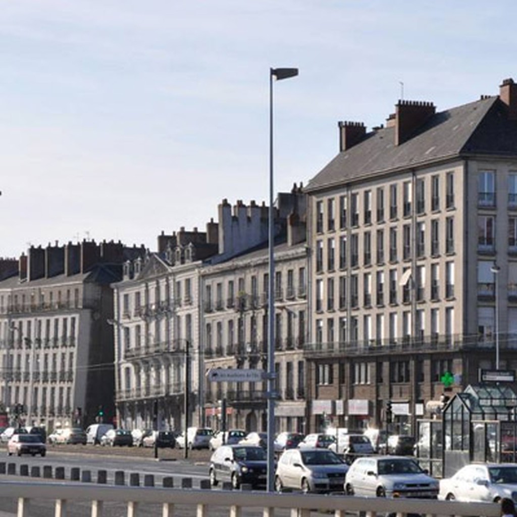 Affaissement des faades sur les quais de la Fosse