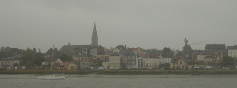 Etagement du bourg du Pellerin sur le coteau de la Loire