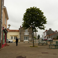 La Place, lien de vie du bourg