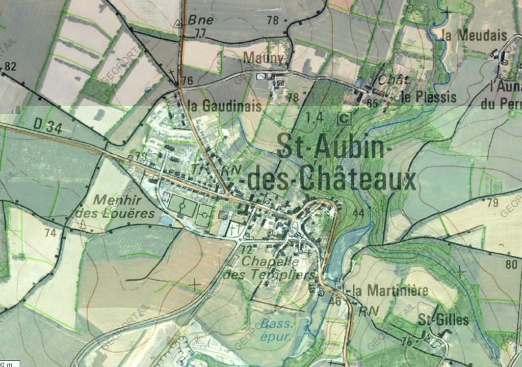 Saint Aubin des Chteaux -  Dveloppement linaire sur les plateaux et les pentes douces en continuit urbaine avec le noyau ancien 