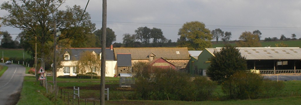 Exemple dextension respectueuse de limplantation traditionnelle du bti, mais juxtaposant plusieurs types darchitectures